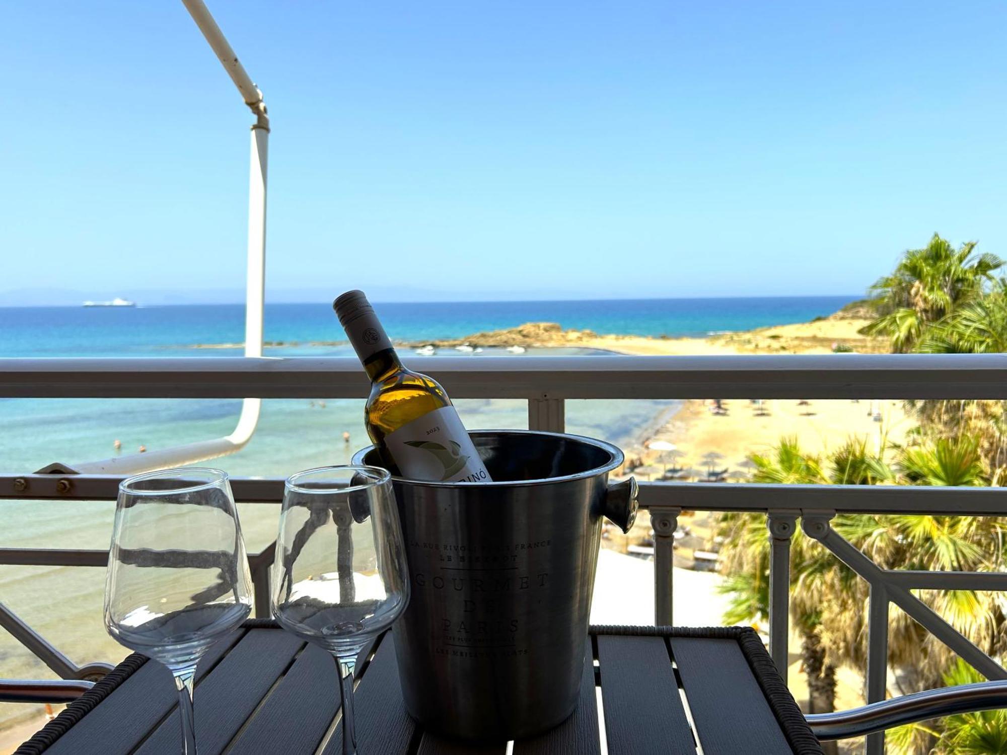 Brati II Beach Hotel Arkoudi Bagian luar foto