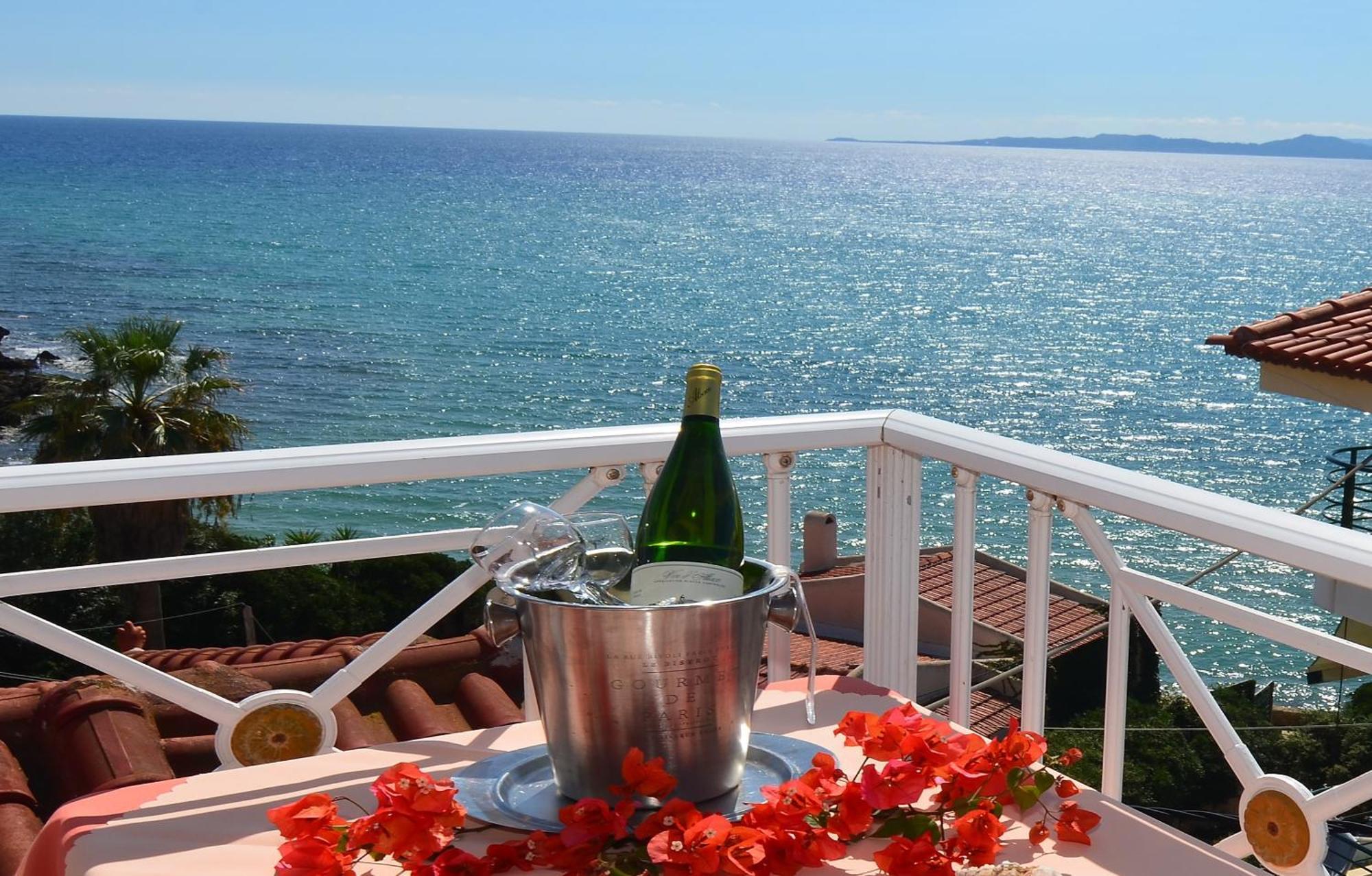 Brati II Beach Hotel Arkoudi Bagian luar foto