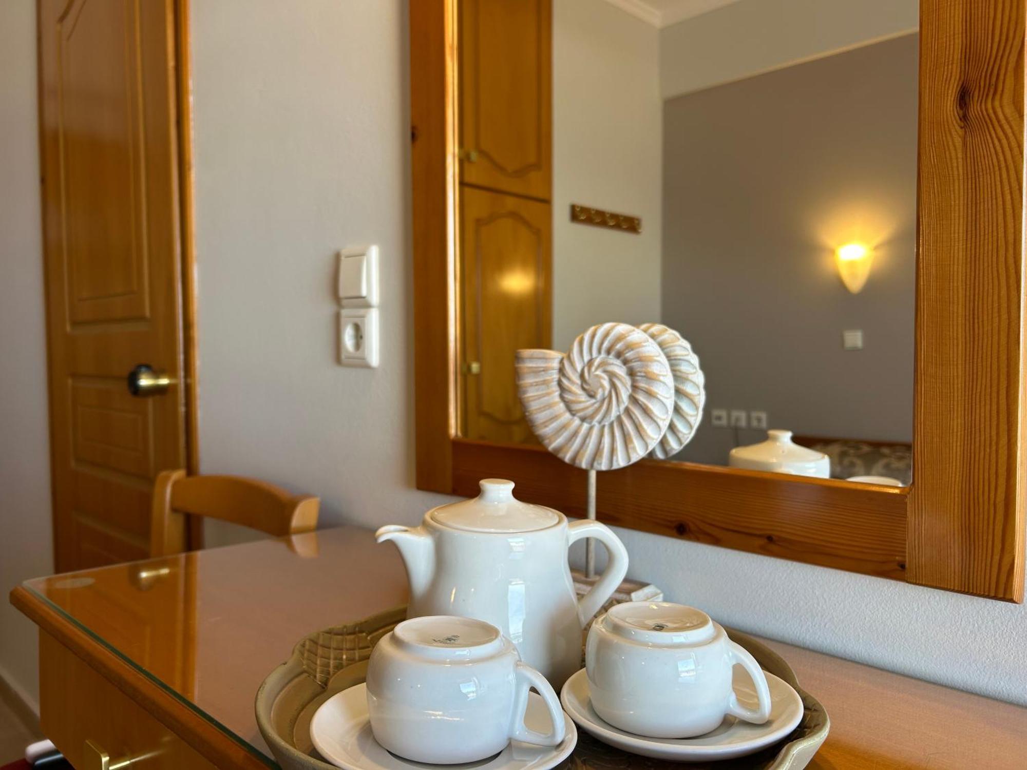 Brati II Beach Hotel Arkoudi Bagian luar foto