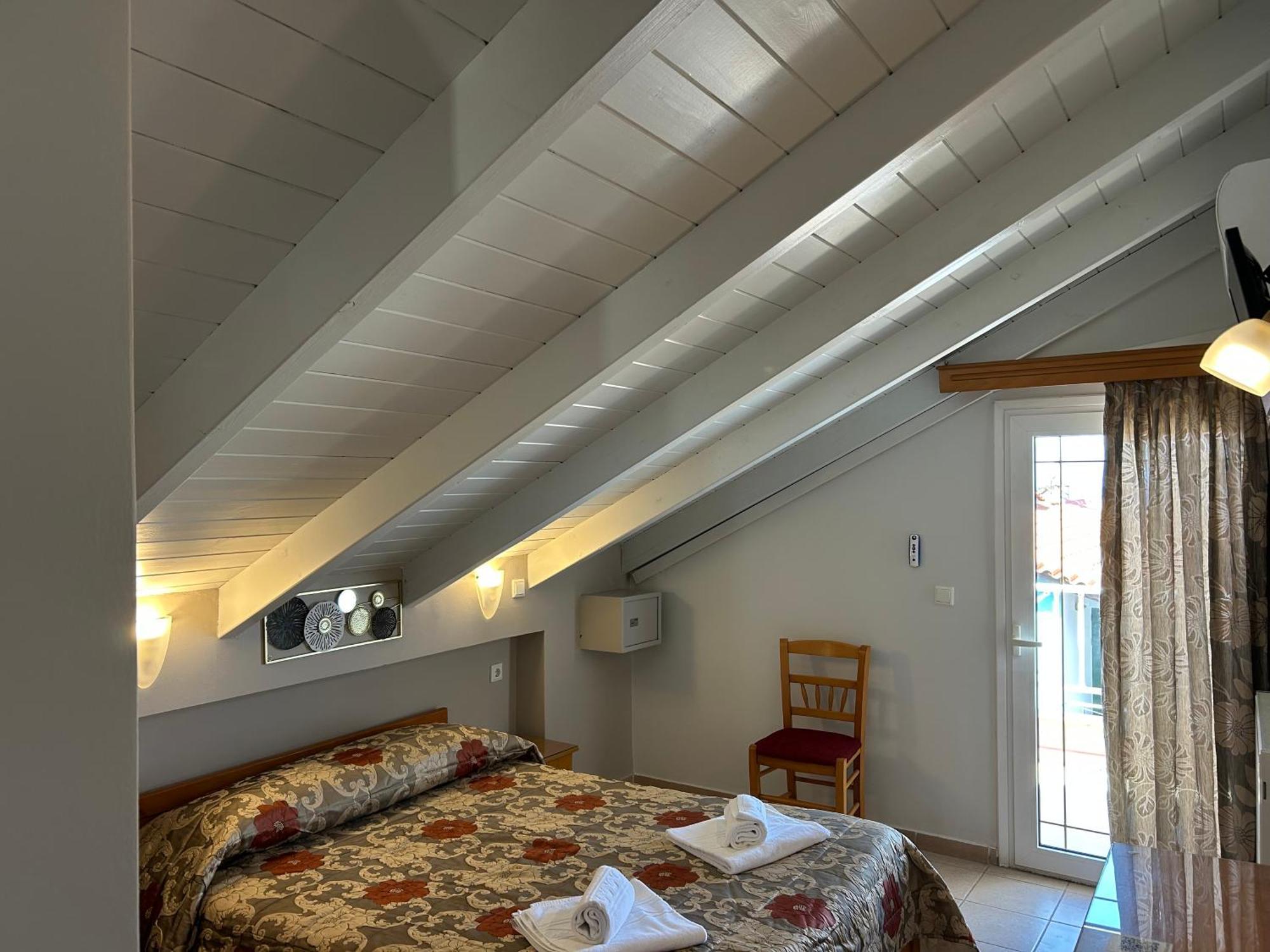 Brati II Beach Hotel Arkoudi Bagian luar foto